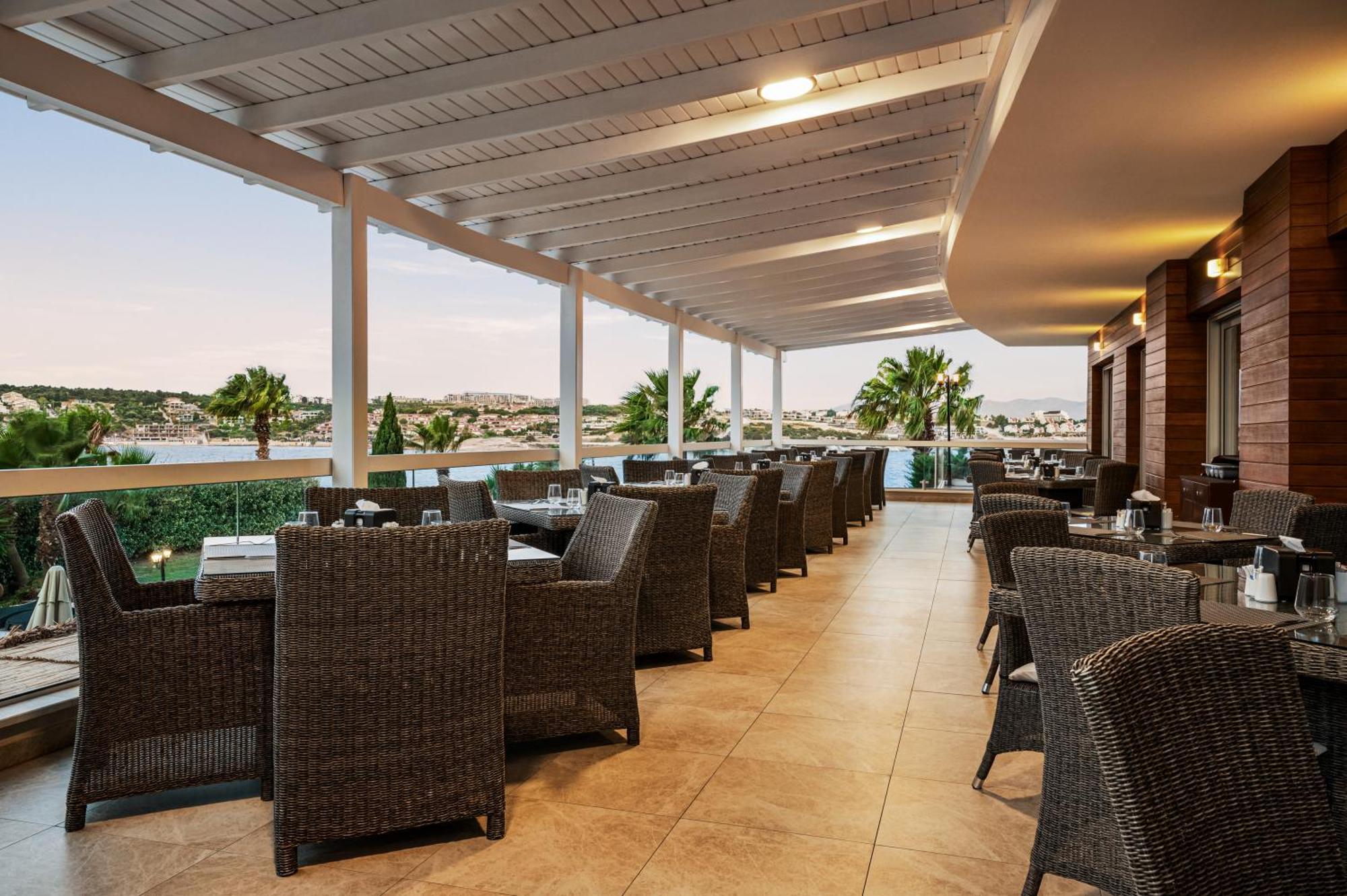 La Quinta By Wyndham Cesme Esmirna Exterior foto