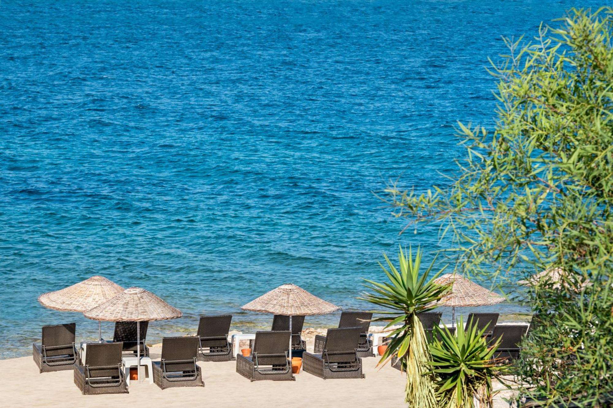 La Quinta By Wyndham Cesme Esmirna Exterior foto