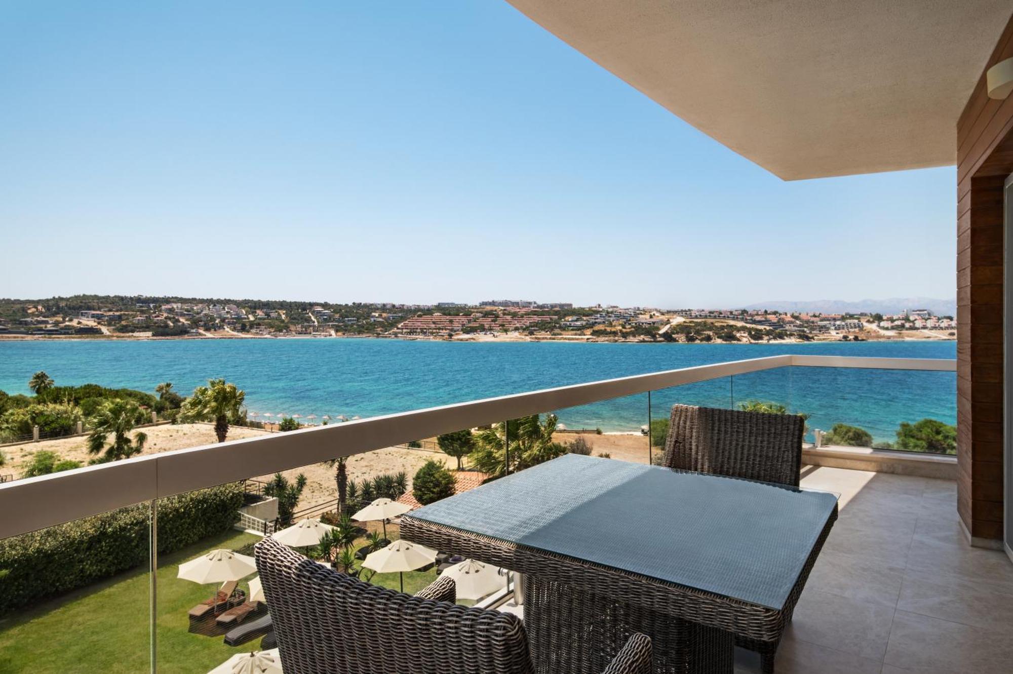 La Quinta By Wyndham Cesme Esmirna Exterior foto